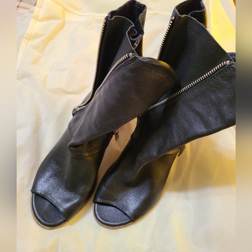 Leather booties